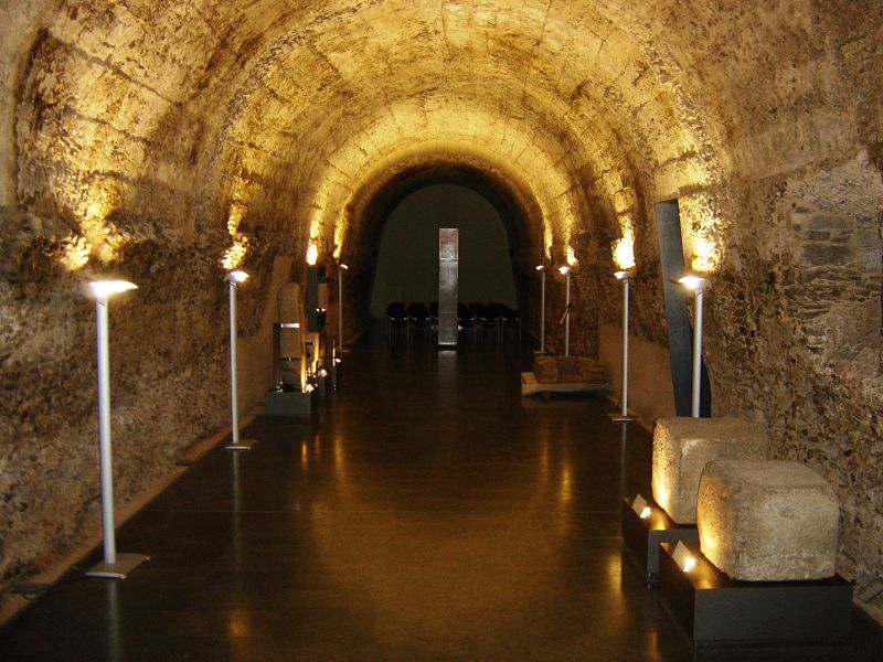 Ergástula. Entrada al Museo Romano de Astorga